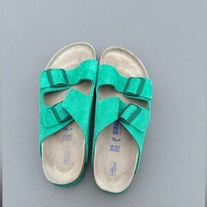 Birkenstock - Arizona Soft Footbed Bold Green Suede EU 39